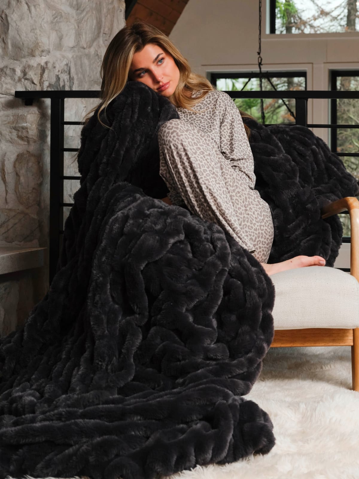 Hushmere Faux Fur Throw
