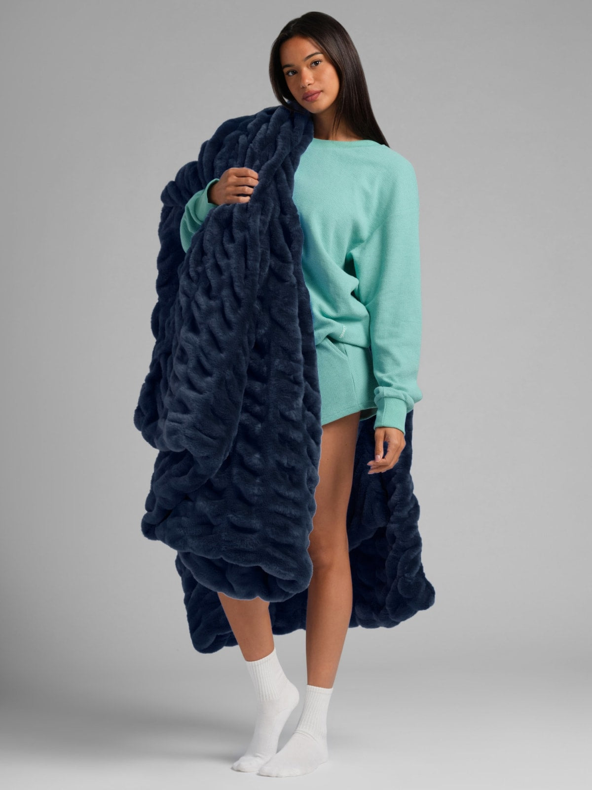 Hushmere Faux Fur Throw
